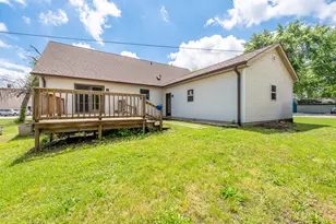 25061 S Canal St, Channahon, IL 60410 - Photo 15