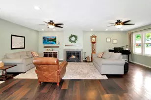 200 Inwood Dr, Joliet, IL 60435 - Photo 3
