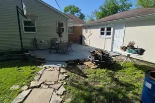 325 Indianwood Blvd, Park Forest, IL 60466 - Photo 17