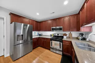 4327 N Damen Ave, Chicago, IL 60618 - Photo 9