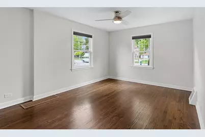 1118 Manchester Road, Wheaton, IL 60187 - Photo 17