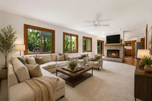 307 W Schaumburg Rd, Streamwood, IL 60107 - Photo 7