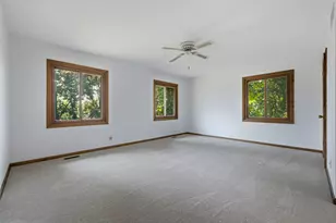 307 W Schaumburg Rd, Streamwood, IL 60107 - Photo 23