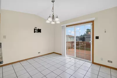 2520 Cedar Glen Drive N, Lynwood, IL 60411 - Photo 19