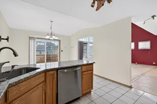 2520 Cedar Glen Dr N, Lynwood, IL 60411 - Photo 13