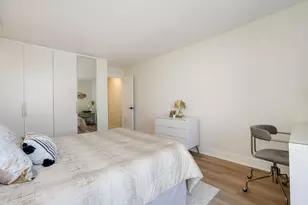 4170 N Marine Dr, Chicago, IL 60613 - Photo 19