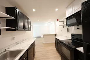 2230 S Goebbert Rd, Arlington Heights, IL 60005 - Photo 11