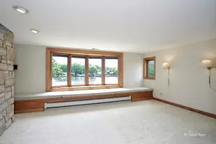 921 N River Rd, McHenry, IL 60051 - Photo 15