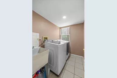 1314 Aspen Court, Elgin, IL 60120 - Photo 15