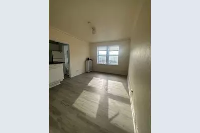 633 W Deming Street #201, Chicago, IL 60614 - Photo 3