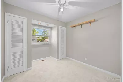 2408 W Fairview Lane, McHenry, IL 60051 - Photo 21