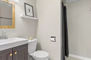 2408 W Fairview Ln, McHenry, IL 60051 - Photo 27