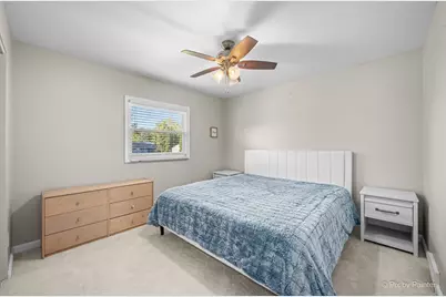 2408 W Fairview Lane, McHenry, IL 60051 - Photo 17