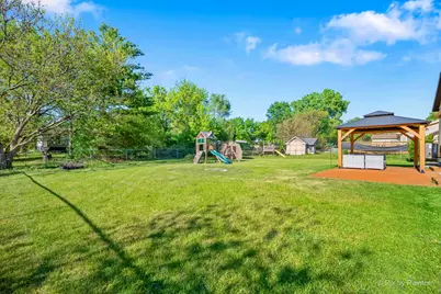 2408 W Fairview Lane, McHenry, IL 60051 - Photo 7