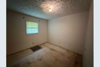 3001 Clifton Court, Marion, IL 62959 - Photo 9
