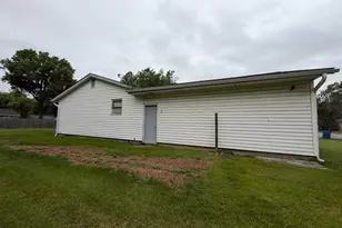 3001 Clifton Ct, Marion, IL 62959 - Photo 3
