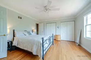 4692 N Sapphire Dr, Hoffman Estates, IL 60192 - Photo 15