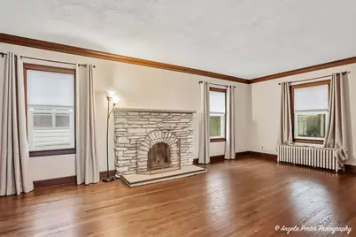 462 Glendenning Place, Waukegan, IL 60085 - Photo 3