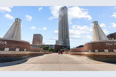 3660 N Lake Shore Drive #4007, Chicago, IL 60613 - Photo 1