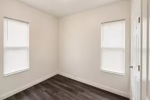 312 Stone St, Kankakee, IL 60901 - Photo 9