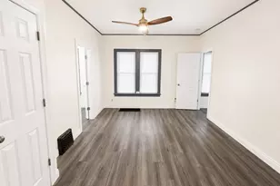 312 Stone St, Kankakee, IL 60901 - Photo 5