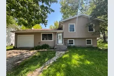 1716 Parklane Avenue, McHenry, IL 60050 - Photo 1