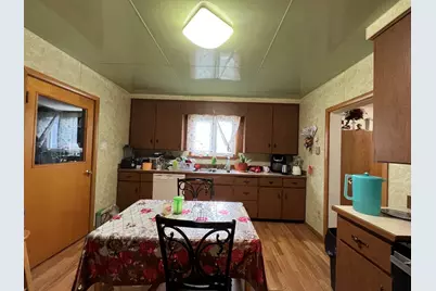 1416 Prospect Avenue, Peru, IL 61354 - Photo 7