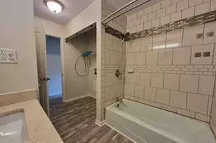 227 Mohawk Dr, Bourbonnais, IL 60914 - Photo 5