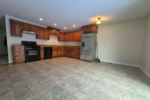 227 Mohawk Dr, Bourbonnais, IL 60914 - Photo 3