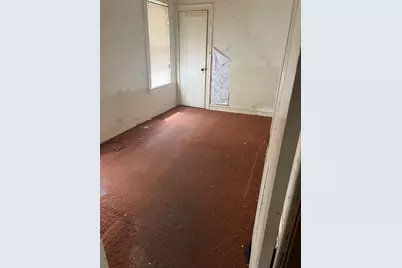 10201 S Princeton Avenue, Chicago, IL 60628 - Photo 9