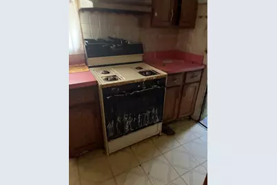 10201 S Princeton Avenue, Chicago, IL 60628 - Photo 13