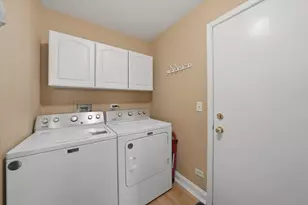 93 Windflower Ct, Romeoville, IL 60446 - Photo 31
