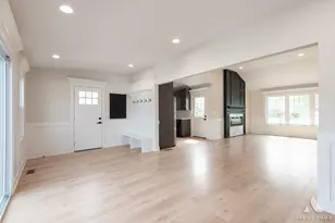 8101 Oak Park Ave, Burbank, IL 60459 - Photo 15