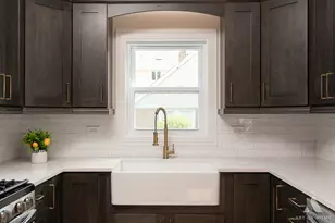 8101 Oak Park Ave, Burbank, IL 60459 - Photo 13