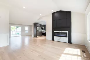 8101 Oak Park Ave, Burbank, IL 60459 - Photo 9