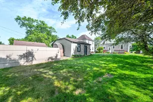 207 W Franklin St, Carlock, IL 61725 - Photo 31
