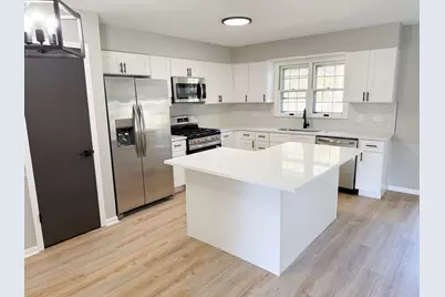 823 Bradoc Street, Chicago Heights, IL 60411 - Photo 5
