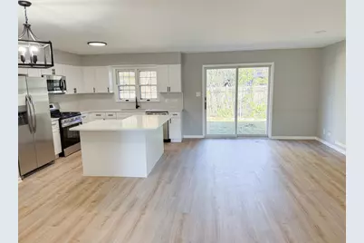 823 Bradoc Street, Chicago Heights, IL 60411 - Photo 7