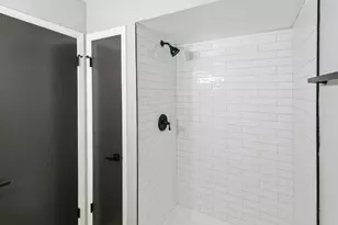 823 Bradoc St, Chicago Heights, IL 60411 - Photo 15