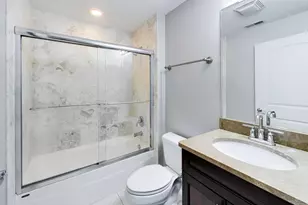 1915 W Diversey Pkwy, Chicago, IL 60614 - Photo 25