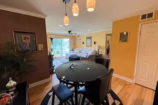 9481 Bay Colony Dr, Des Plaines, IL 60016 - Photo 3