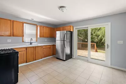 847 Bowditch Avenue, Aurora, IL 60506 - Photo 11