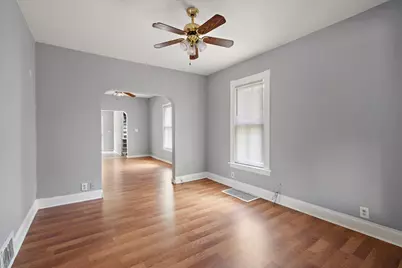 847 Bowditch Avenue, Aurora, IL 60506 - Photo 5