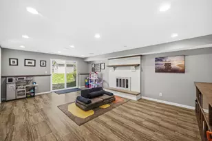 27W160 Oakwood St, Winfield, IL 60190 - Photo 19