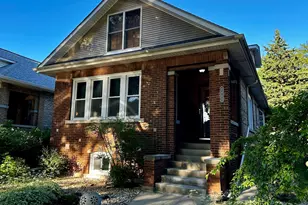 2841 Wenonah Ave, Berwyn, IL 60402 - Photo 3