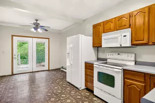 804 N Division St, Harvard, IL 60033 - Photo 15
