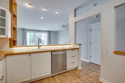 2527 Bordeaux Lane, Naperville, IL 60540 - Photo 7