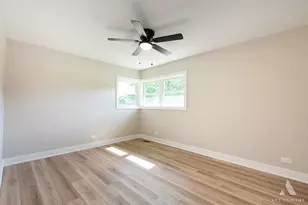 10815 S 71st Ct, Worth, IL 60482 - Photo 19