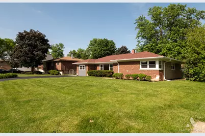 10815 S 71st Court, Worth, IL 60482 - Photo 3