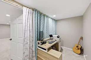 204 Bright Ridge Dr, Schaumburg, IL 60194 - Photo 21
